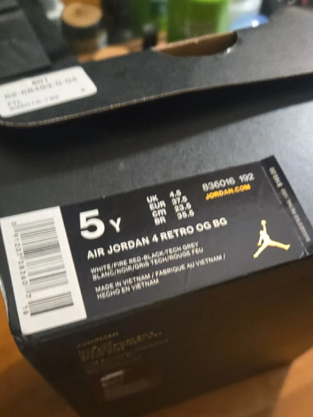 Jordan Kids Retro Sneaker in White, Beige & Gray with Red Jumpman
